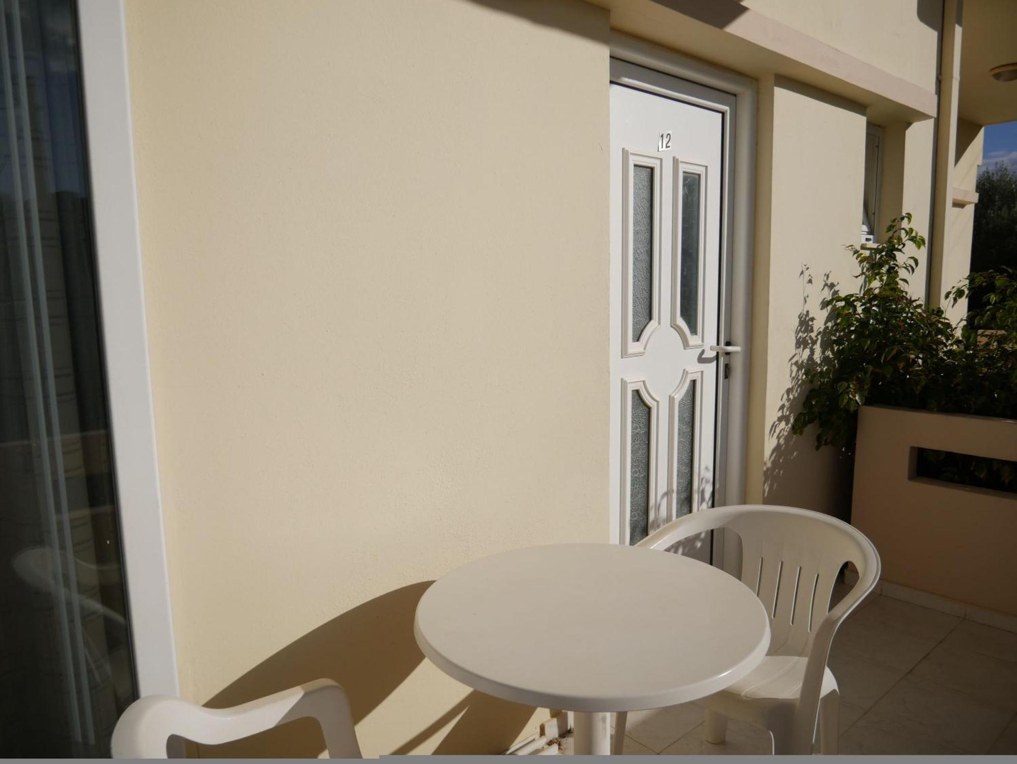 Litinas Apartments With Pool Agia Marina Exterior foto
