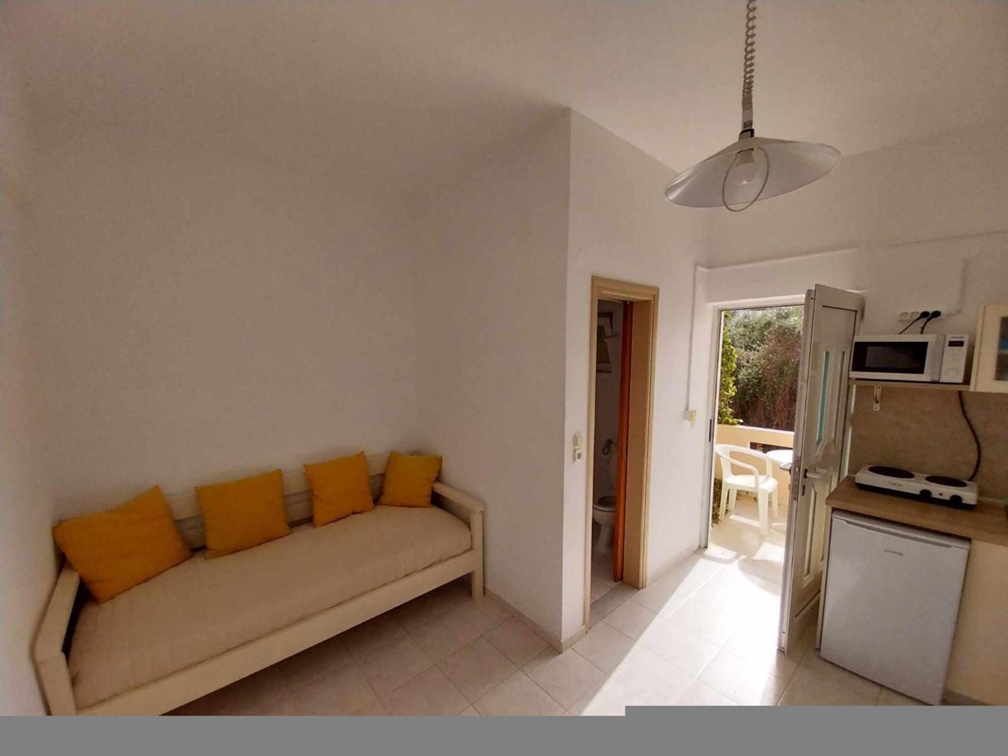 Litinas Apartments With Pool Agia Marina Exterior foto