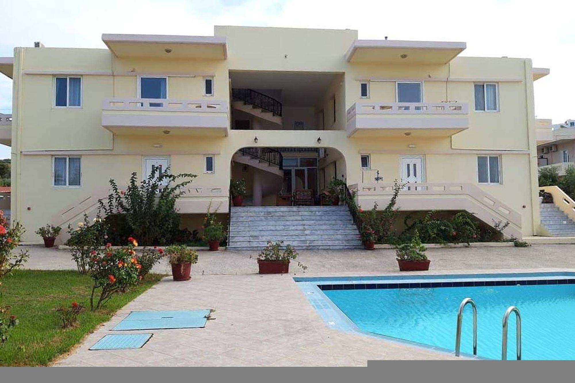 Litinas Apartments With Pool Agia Marina Exterior foto